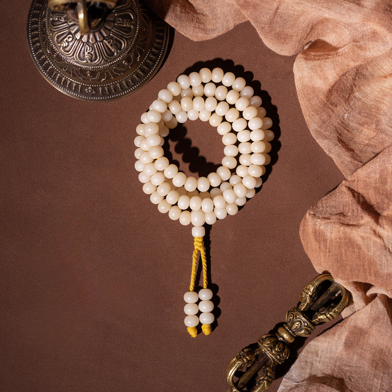 7,5 mm * 10 mm weiße Jade Bodhi 108 Perlen Mala Gebetsperlen