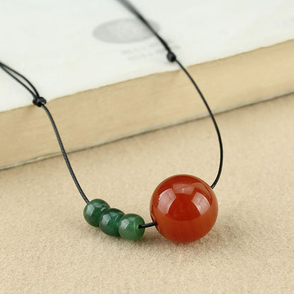 Collar con colgante de cuerda de cuero con cuentas de semillas de Bodhi verdes, ágata roja y aventurina verde, piedras de Buda 