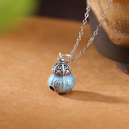 Collar con colgante de sabiduría con diseño de calabaza grabada Om Mani Padme Hum en plata de ley 999 y piedras de Buda
