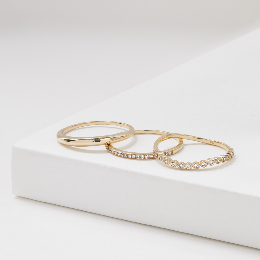 Gold Diamond Style Wave Ring