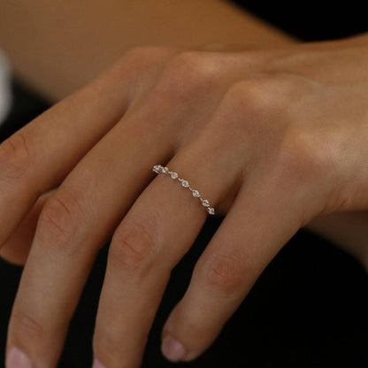 Ultra Thin Floating Eternity Band