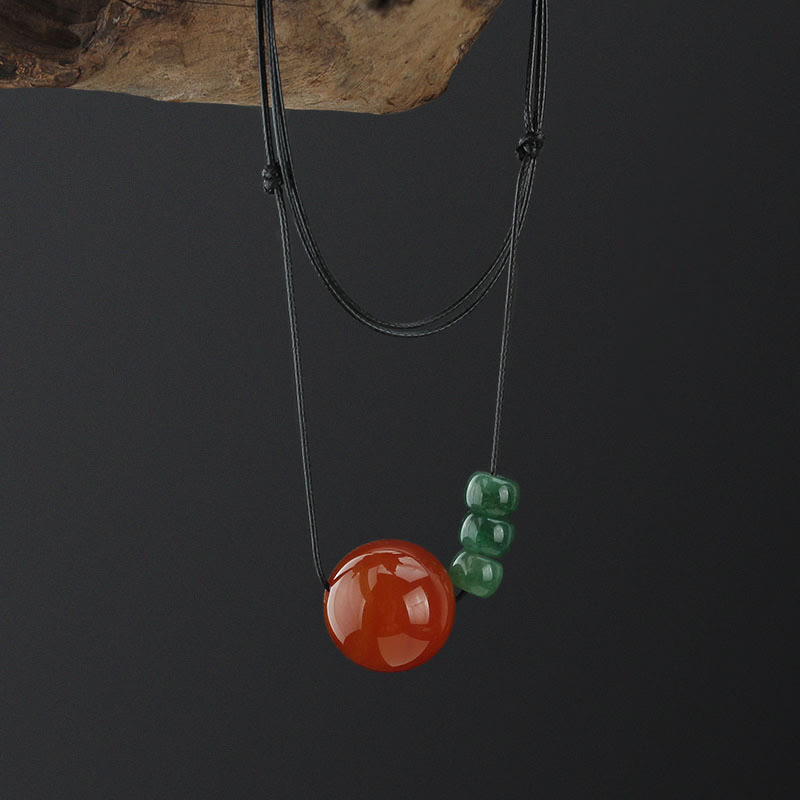 Collar con colgante de cuerda de cuero con cuentas de semillas de Bodhi verdes, ágata roja y aventurina verde, piedras de Buda 