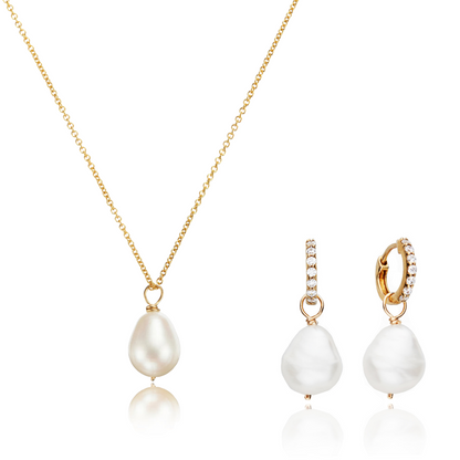 Conjunto de regalo de aros huggies con perla dorada y collar de perlas grandes