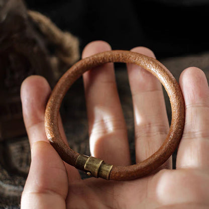 Pulsera con hebilla magnética de cobre y cuero retro con piedras de Buda para la suerte y la curación