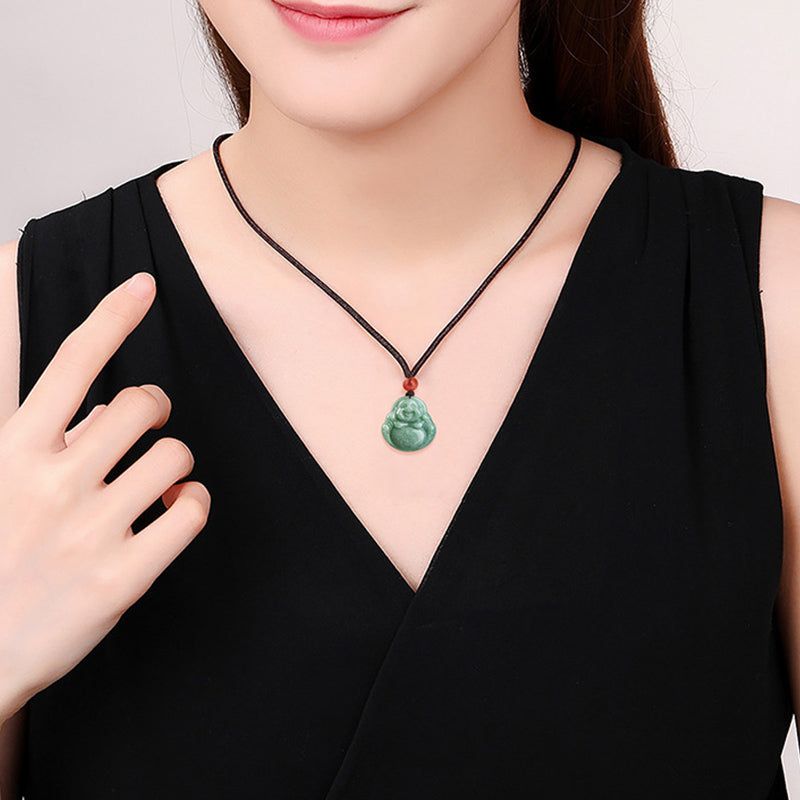 Collar con colgante de hilo de jade cian y piedras de Buda sonriente