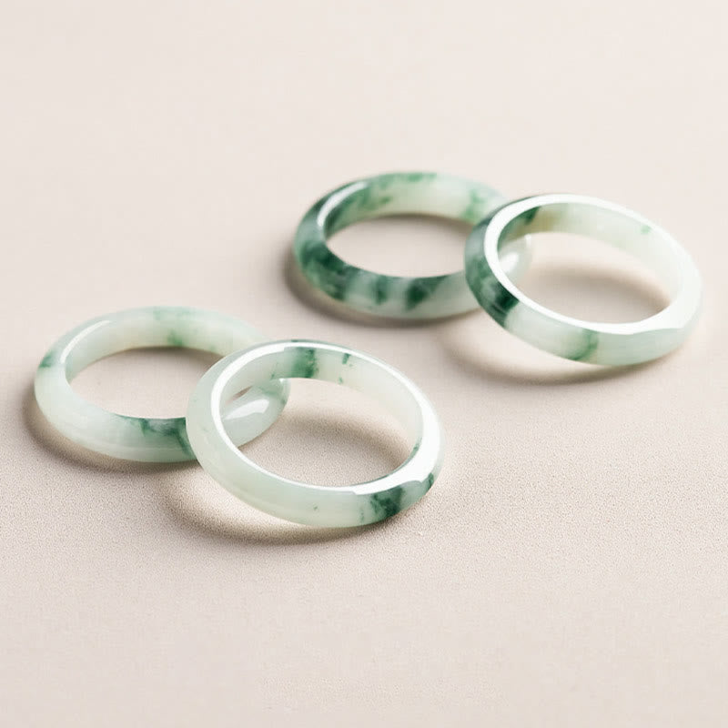 Anillo de jade verde natural con piedras de Buda para la suerte y la abundancia