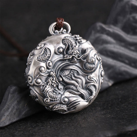 Collar con colgante de piedra de Buda en plata de ley 999 con nueve dragones jugando con una perla para proteger la suerte.