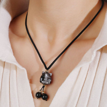 Collar con colgante de zorro de nueve colas de obsidiana con brillo de plata natural y piedras de Buda 