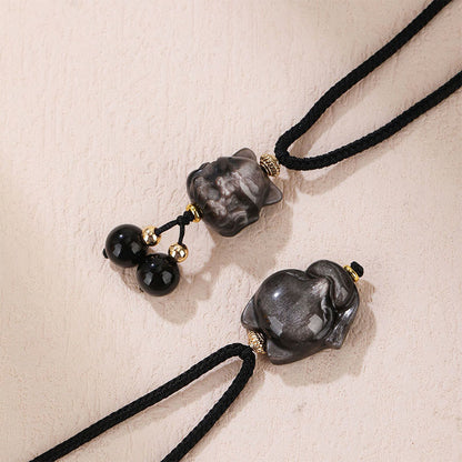 Collar con colgante de zorro de nueve colas de obsidiana con brillo de plata natural y piedras de Buda 