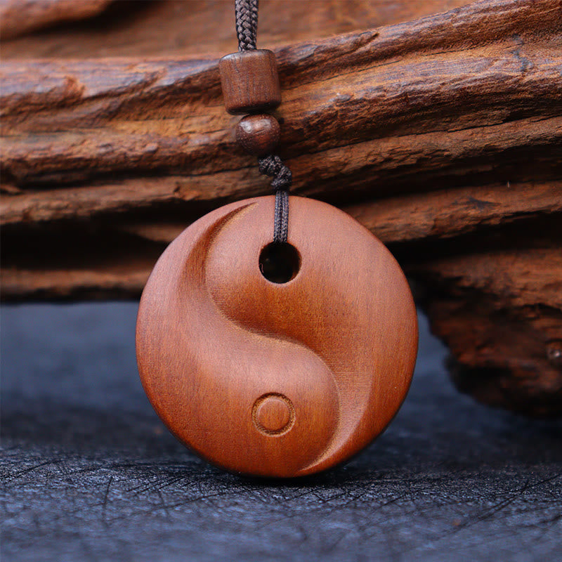 Collar con colgante de protección de la suerte con piedras de Buda, madera de azufaifo impactada por un rayo y Yin Yang 