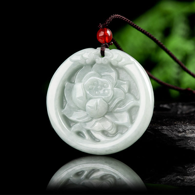 Colgante de prosperidad con flor de loto de jade natural tallada con piedras de Buda