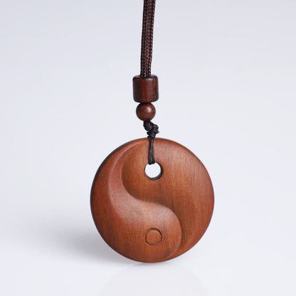 Collar con colgante de protección de la suerte con piedras de Buda, madera de azufaifo impactada por un rayo y Yin Yang 