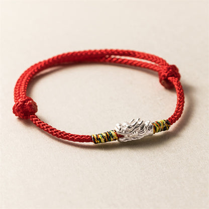 Pulsera de cuerda roja con piedras de Buda en plata de ley 925 y el Año del Dragón: Suerte y Fuerza