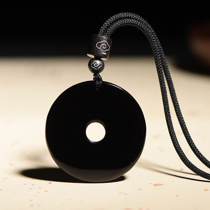 Collar con colgante de obsidiana negra natural con piedras de Buda y hebilla de fuerza del zodiaco chino