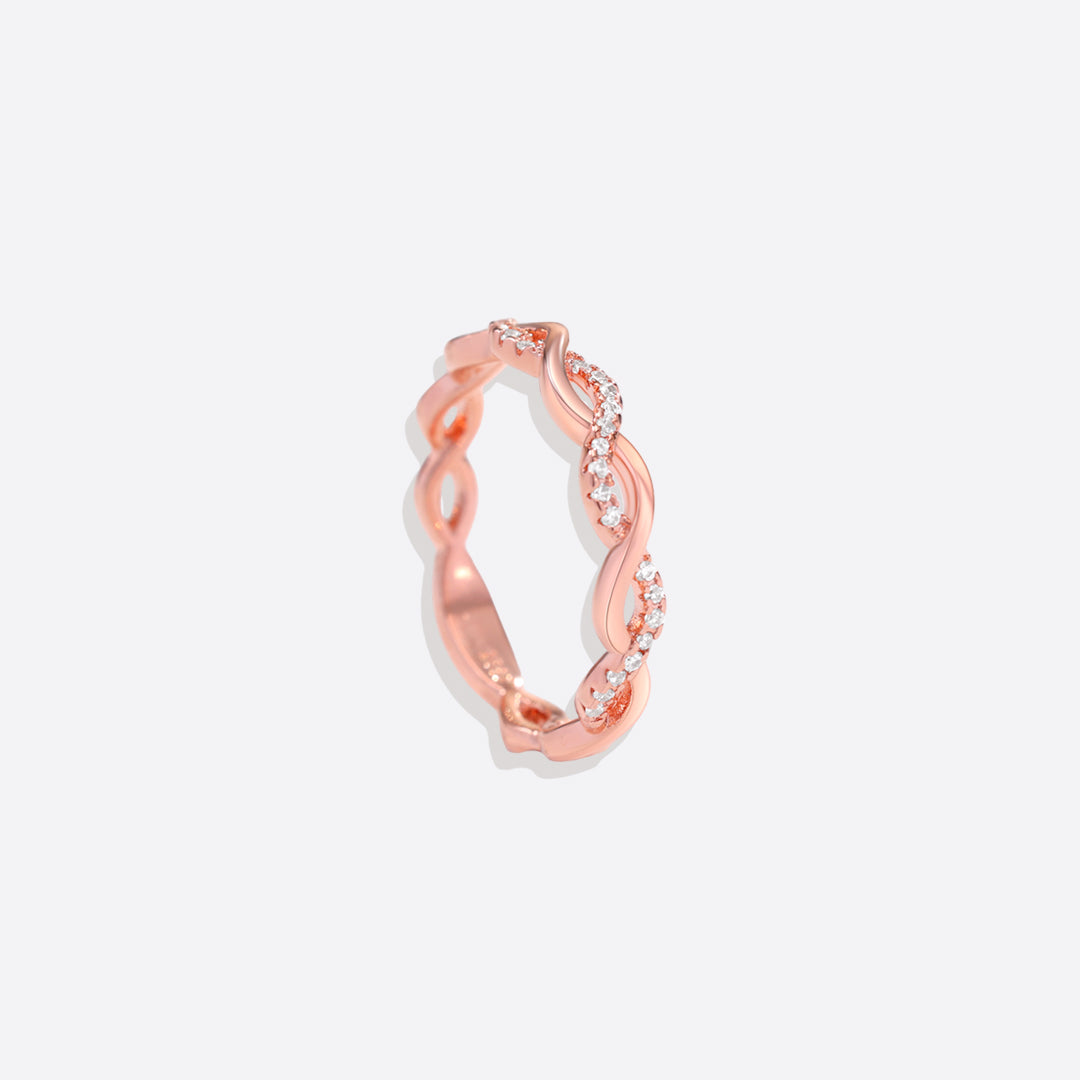 Zierlicher Pavé-Twist-Stapelring
