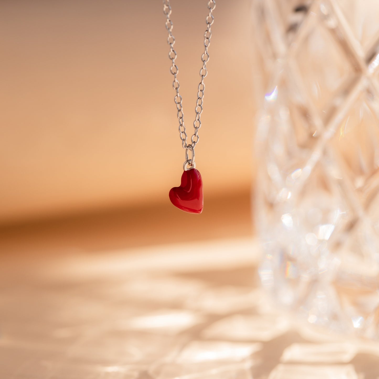 Collar de corazón rojo pequeño