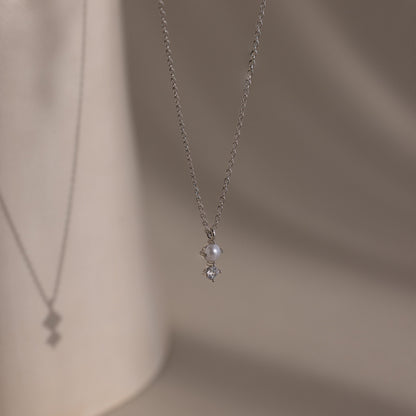 Collar de perla y diamante