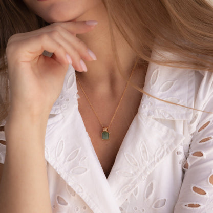 Collar colgante de jade