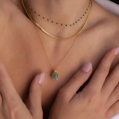 Collar colgante de jade