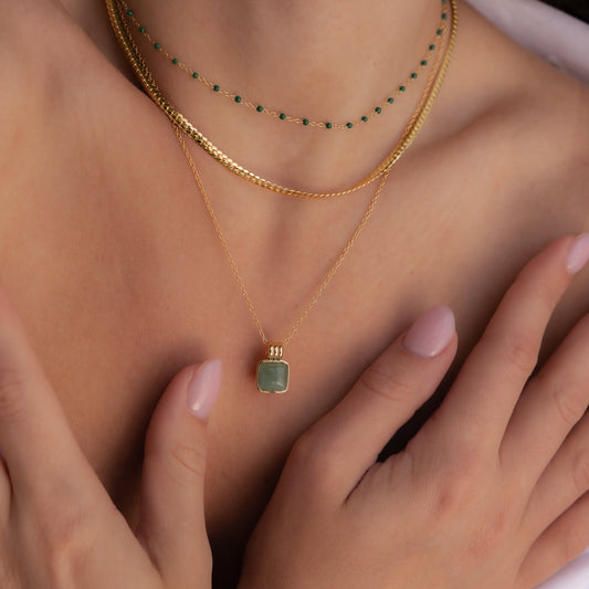 Collar colgante de jade