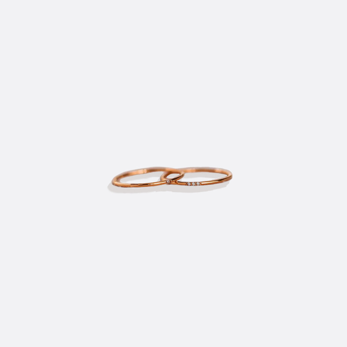 Zierlicher Stapelring mit Diamanten