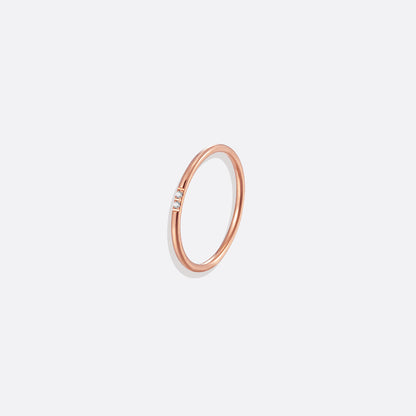 Zierlicher Stapelring mit Diamanten