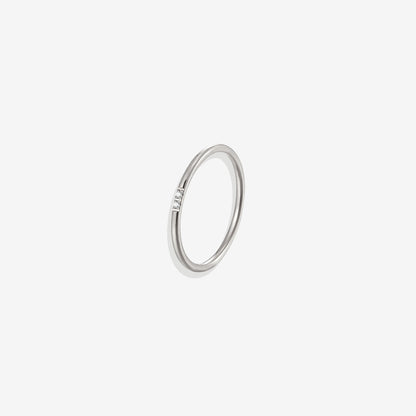 Zierlicher Stapelring mit Diamanten