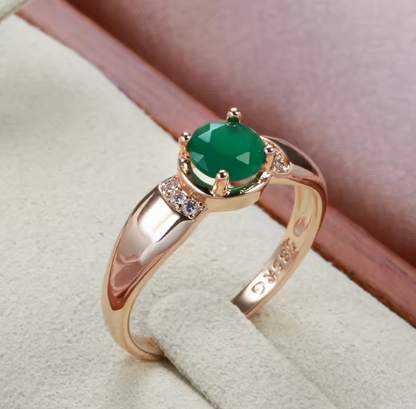 Delicate Green Zircon Ring Gold