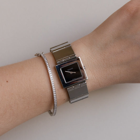Vintage Gucci Swiss Bold Rectangular Silver Watch