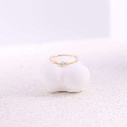 Winziger Diamantring 