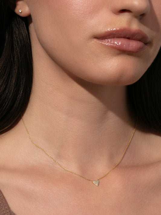 Collar de corazón completo