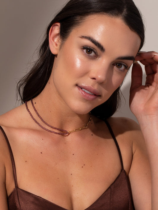 Collar de cuentas y cadena