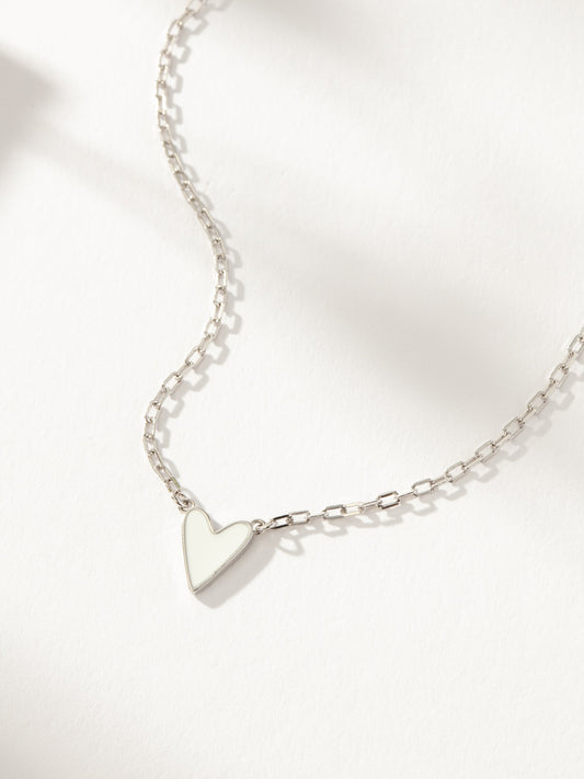 Mini collar de corazón blanco