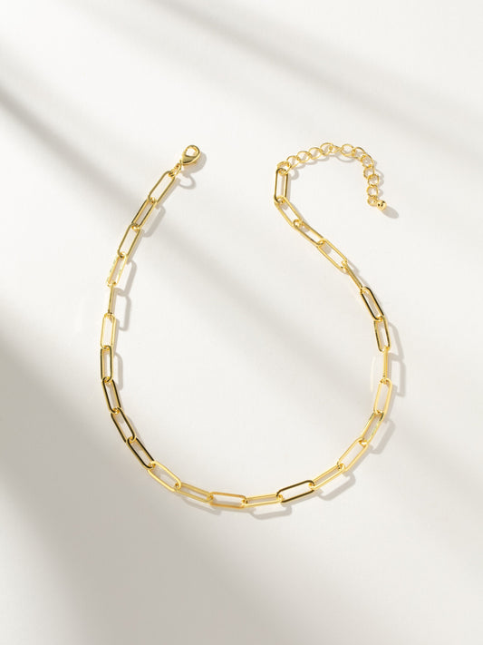 Collar fino enlazado