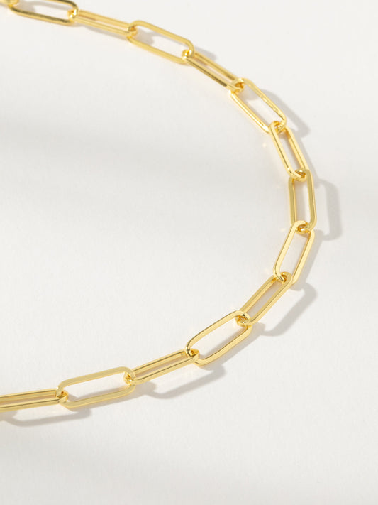 Collar fino enlazado
