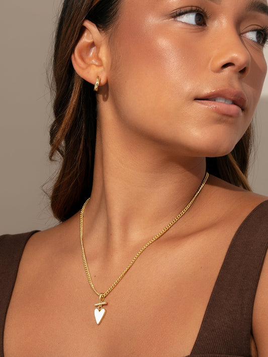 Collar de corazón puro
