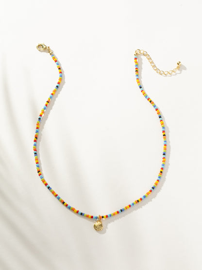 Collar de conchas con cuentas