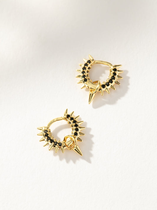 Pendientes Huggie con forma de púas