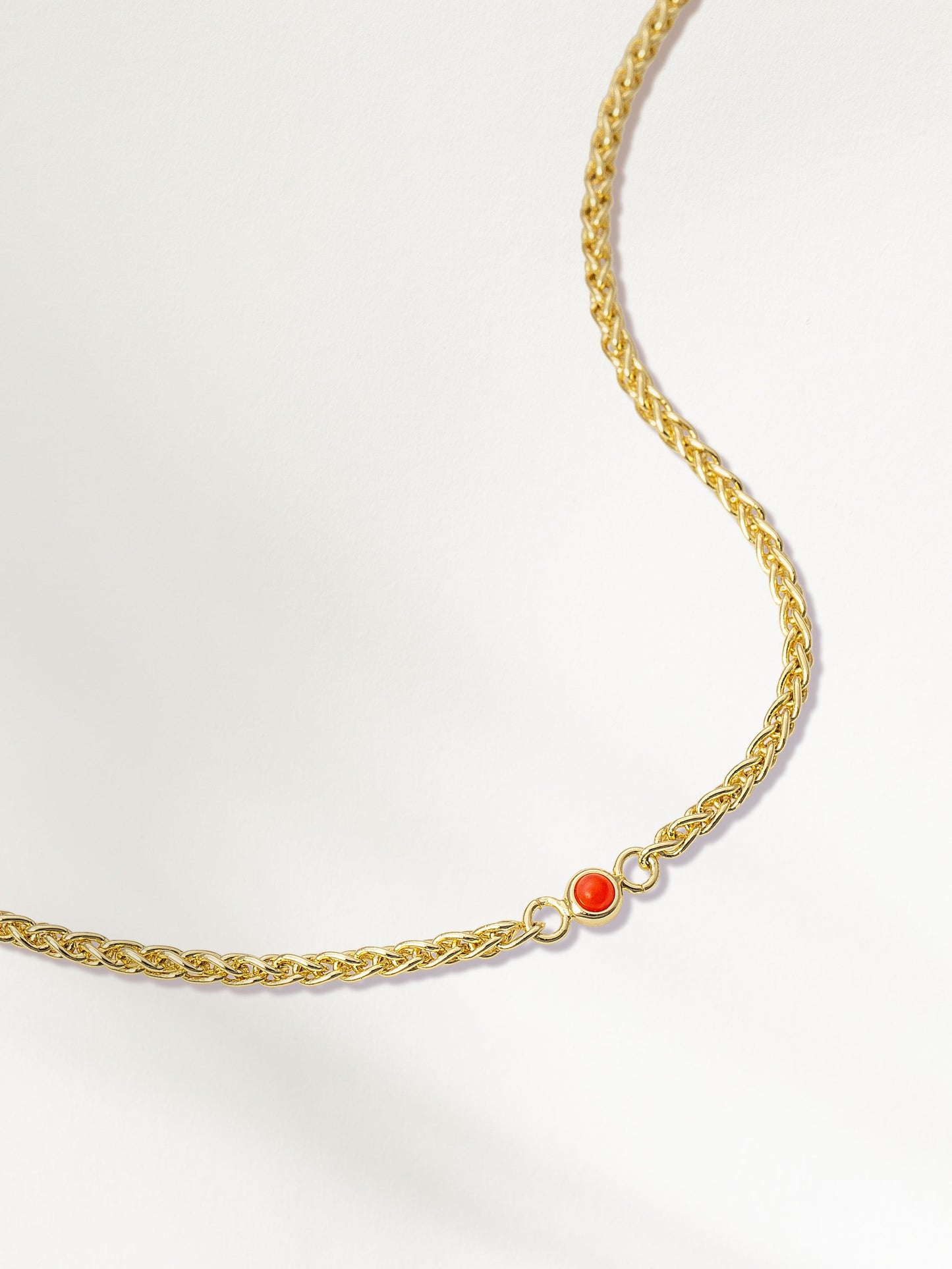 Armband mit Edelsteinen und Kette