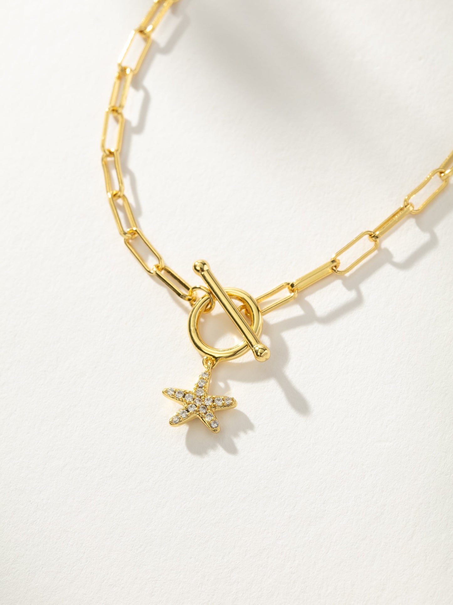 Collar con colgante y cadena de estrella de mar