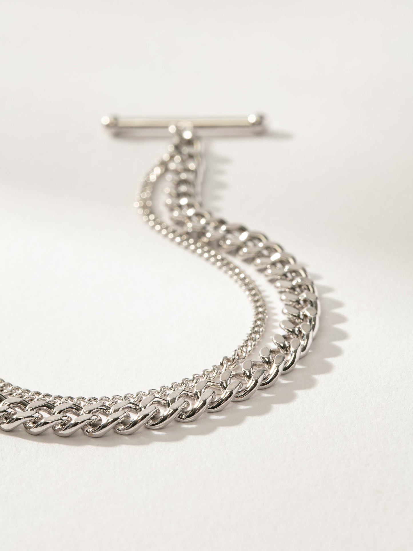 Zusätzliches Kettenarmband