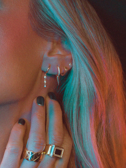 Pendientes Huggie Money Maker