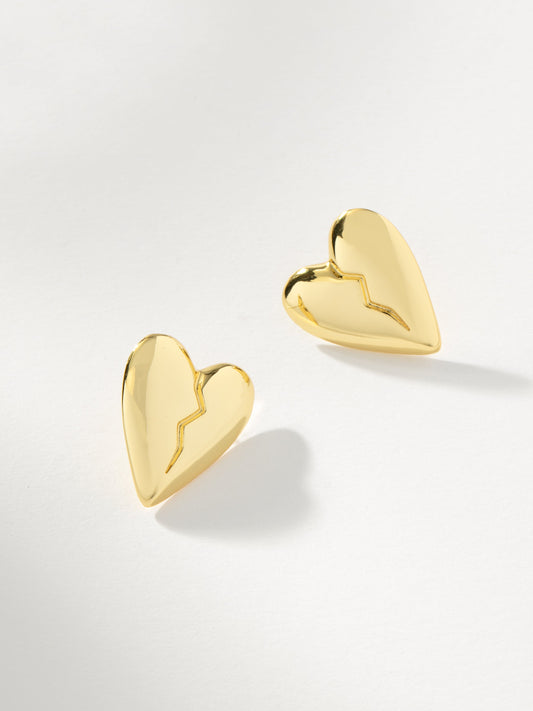 Pendientes de corazón remendados
