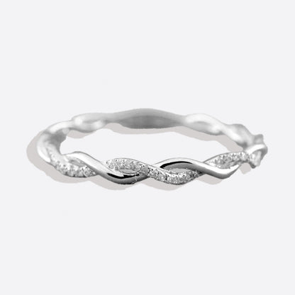 Zierlicher Pavé-Twist-Stapelring