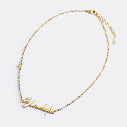 Moderne Namenskette mit Herz-Diamant-Akzent