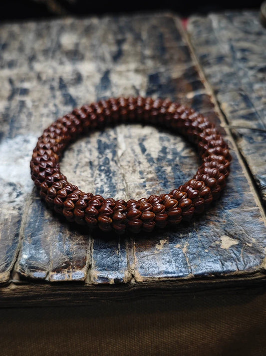 Cuentas de oración Buddha3bodhi con forma de rata de loto y oro púrpura para atraer la riqueza