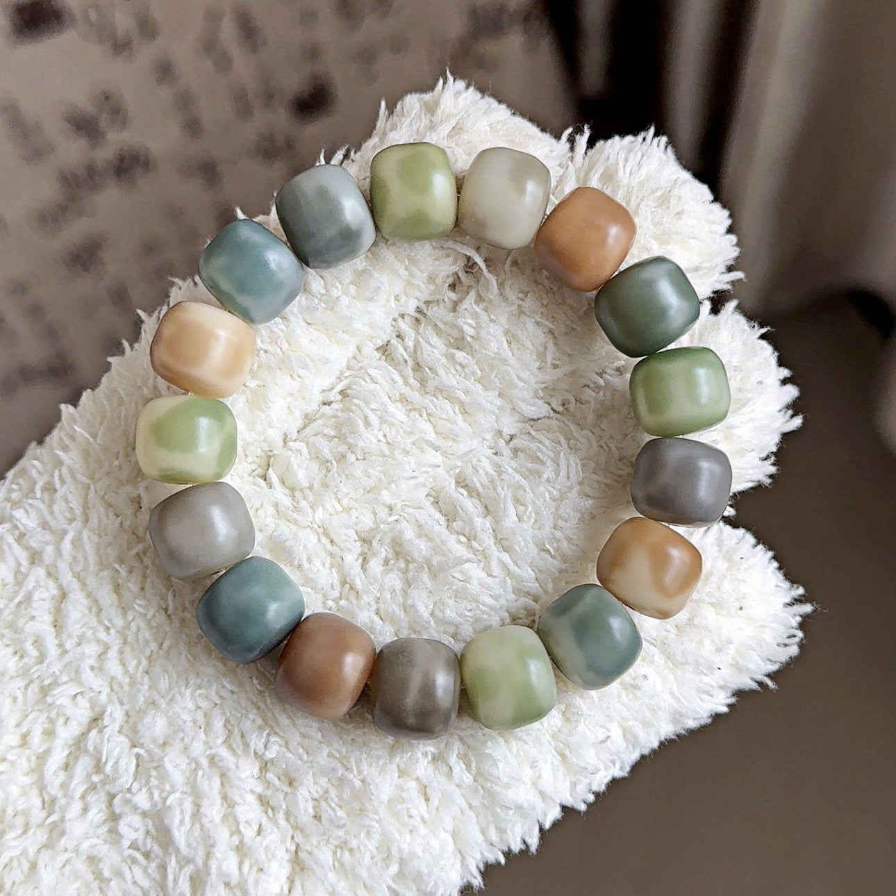 Taro Floral Multicolor Bodhi Bracelet – 13mm - Touch Bling