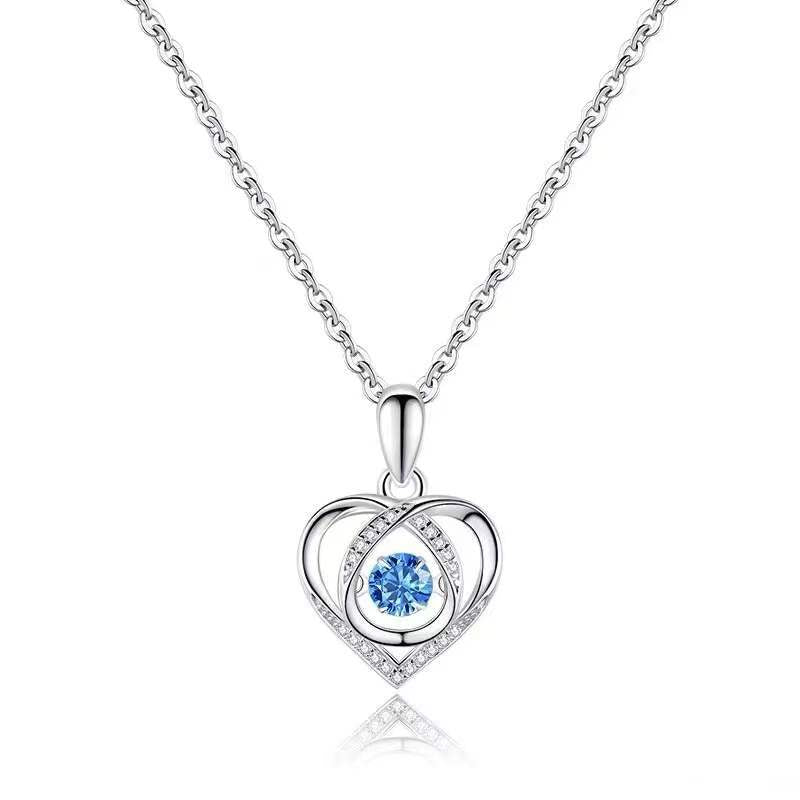 Regalo de San Valentín: Collar de cristal con forma de corazón palpitante