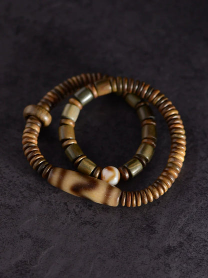 Tiger Tooth Dzi Tibetan Sandalwood Bracelet