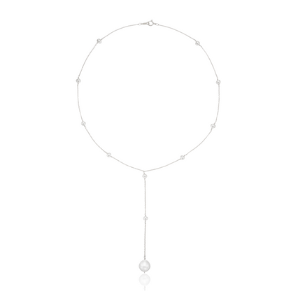 Collar de lazo con múltiples perlas en oro blanco macizo